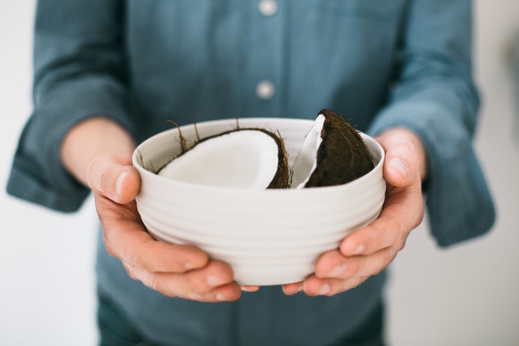 Kokosöl Anwendungen: 5 überraschende Vorteile von Kokosöl für Ihre Gesundheit